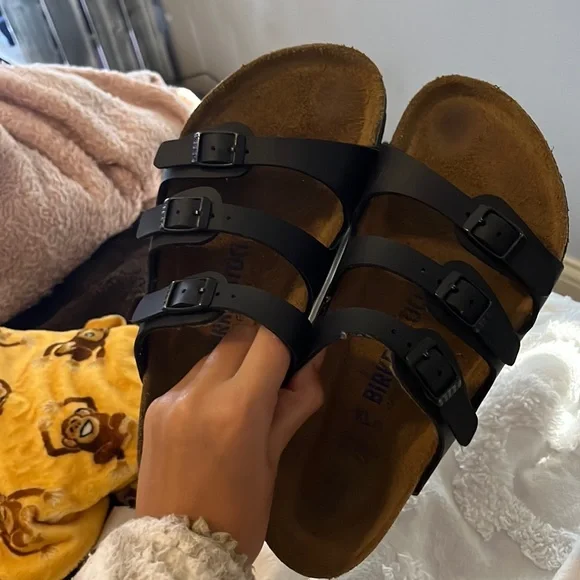 black strap birkenstock sandals
